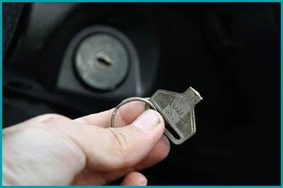 Top Locksmith Services Wimauma, FL 813-370-0134 - 13-key-broke